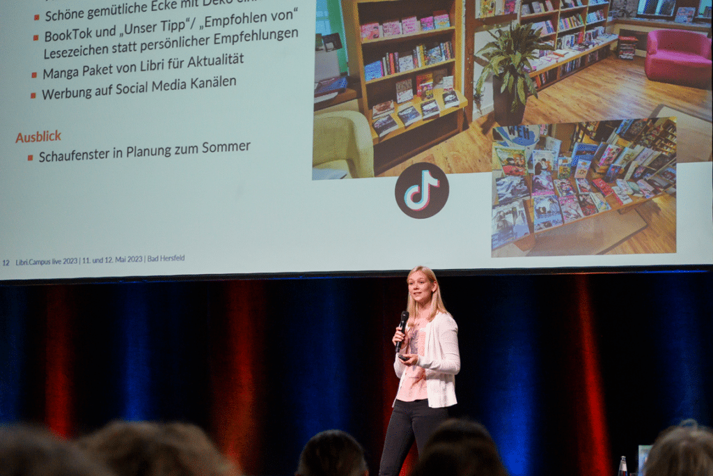 Julia Bayer (Buchhandlung Baumhof) über ihre entwickelten Ansätze