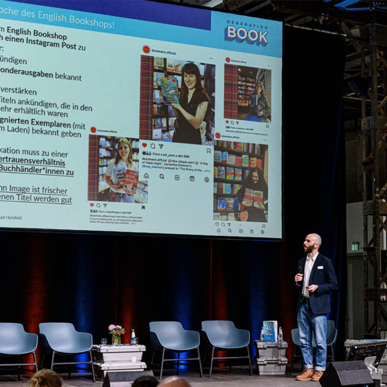 Antonia Martinez | Dussmann auf dem Libri.Campus live 2023