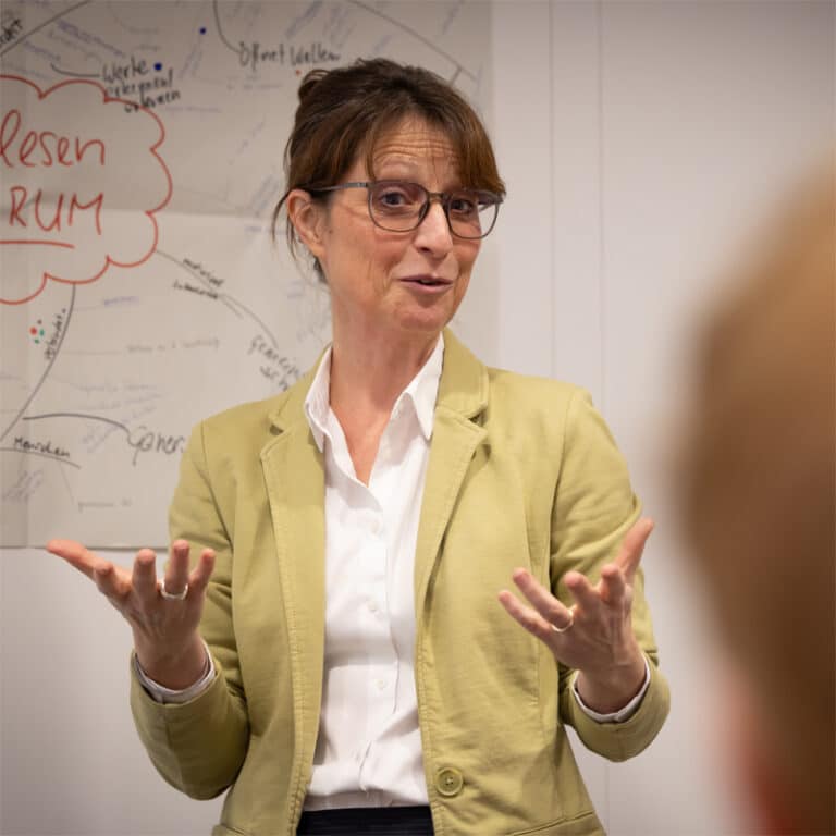 Pascale Ziltener Trapp | Genossenschaft Schweizer Buchzentrum