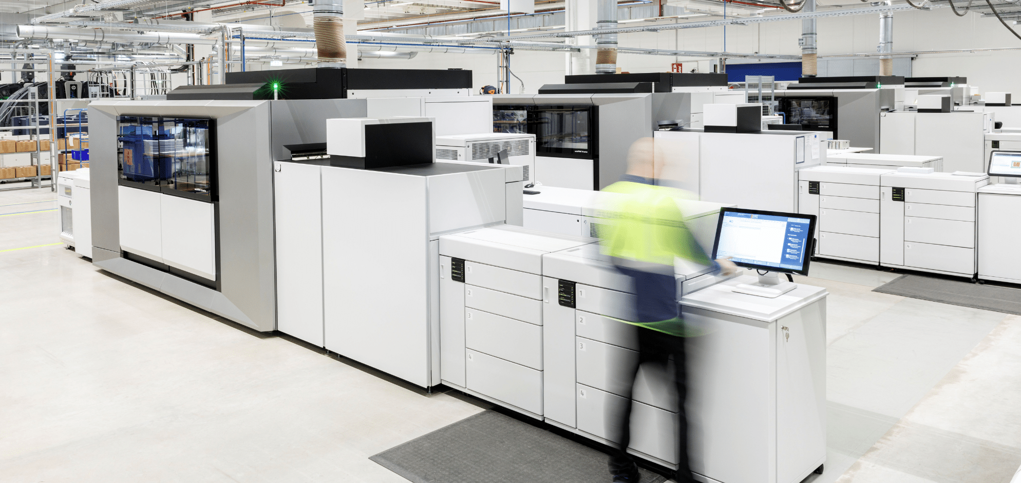 Druckmaschine Canon mit nicht identifizierbarer Person